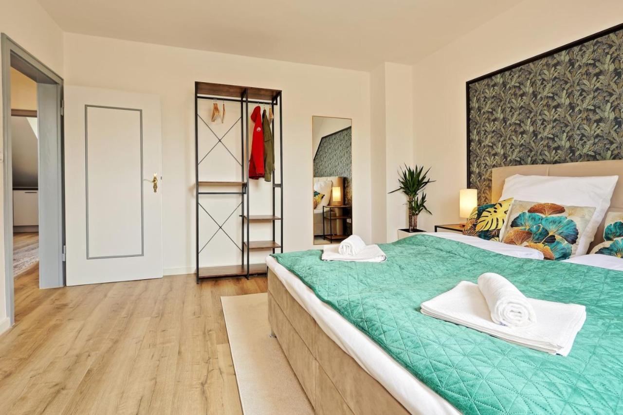 Near Messe! - Stay&Dream - 50Qm - City - Kitchen - Netflix เครเฟลด์ ภายนอก รูปภาพ